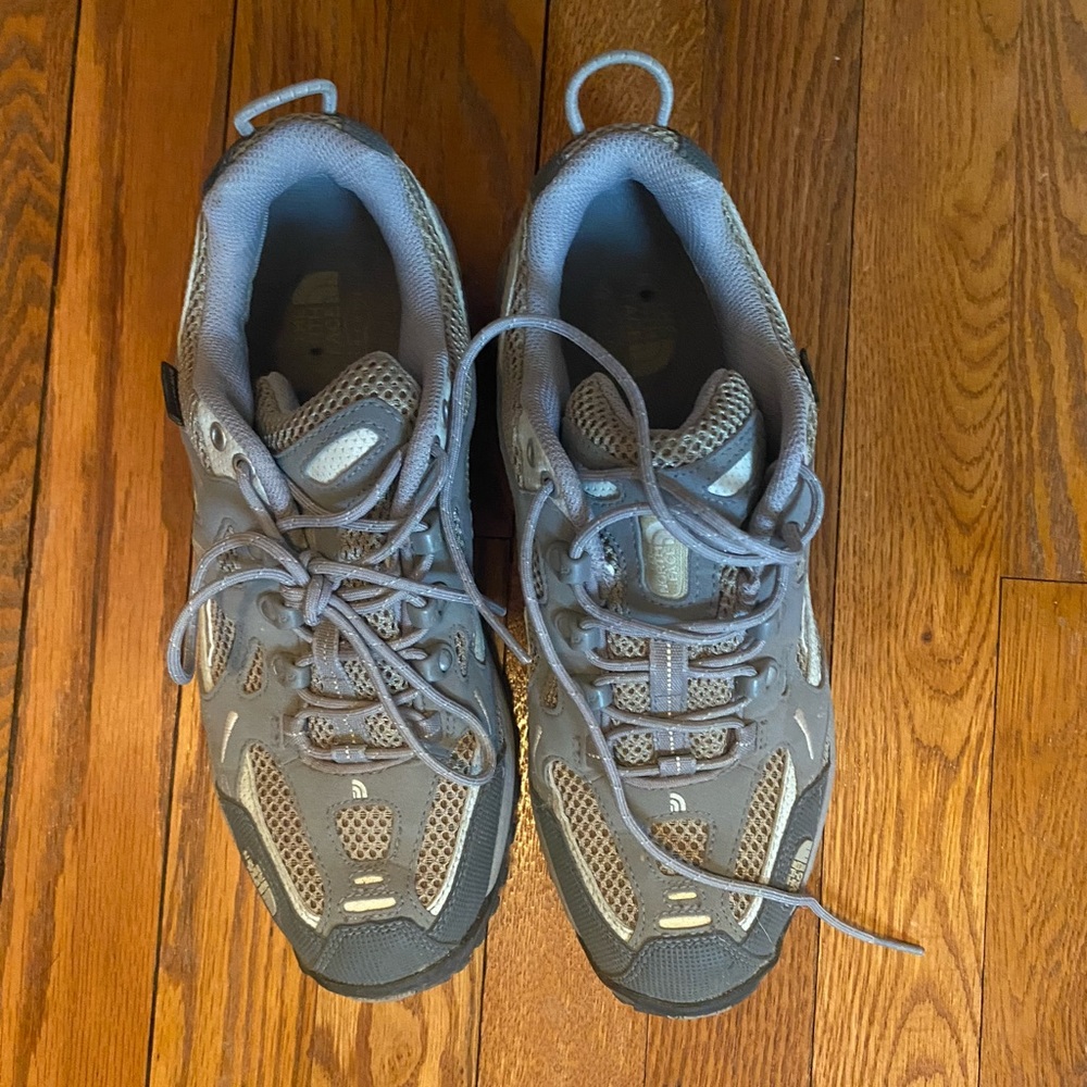 tennis shoes/ climbing shoes